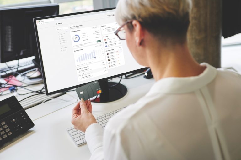 Mitarbeiterkarten als Finanzinnovation für Startup-Unternehmen