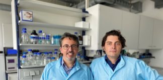 Dr. Andreas Ladurner, CSO und Dr. Adrian Schomburg, CEO Eisbach Bio (v.l.n.r.)