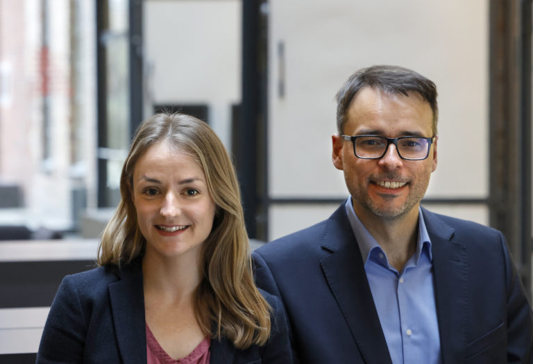 Ab dem 1. Februar komplettiert Dr. Elisabeth Schrey die Geschäftsführung des DTCF. Sie und Co-Geschäftsführer Tobias Faupel verantworten die Durchführung von Investments. (c) DTCF