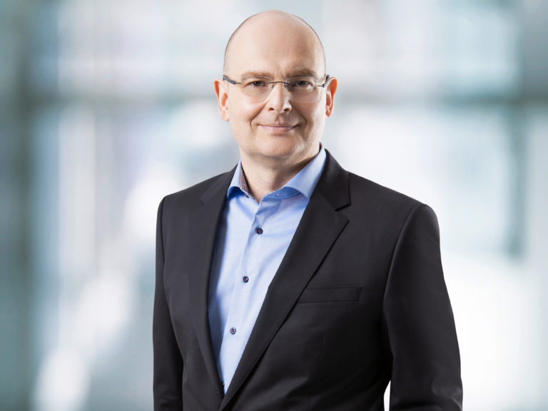 Sören Schuster, TGFS