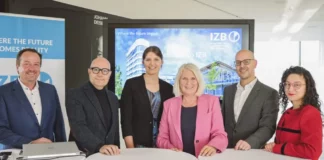 Präsentation des Münchner Biotech Hub im IZB im Rahmen der Bio-Europe mit Dr. Michael Schaeffer, CBO Vivoryon Therapeutics; Dr. Holger Reithinger, General Partner Forbion; Ariane Doischer, International Relations Manager; BioM; Susanne Simon, Head of Public Relations IZB; Dr. Konstantin Petropoulos, CEO Sterna Biological; Regina Abendroth, Programm- und Community Managerin MAxL Copyright IZB, Fotograf: Dominik Gierke