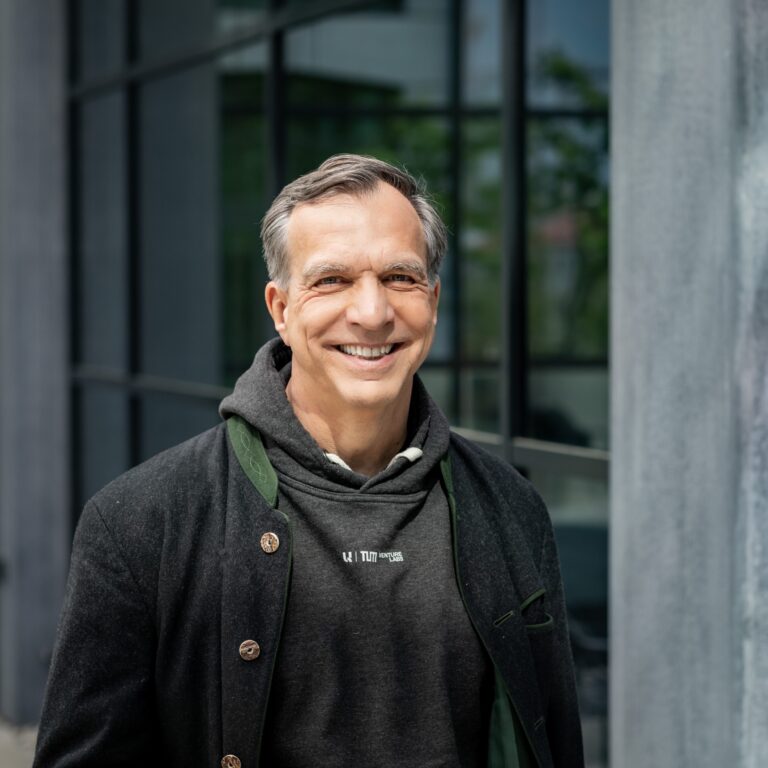 Dr. Philipp Gerbert (TUM Venture Labs)