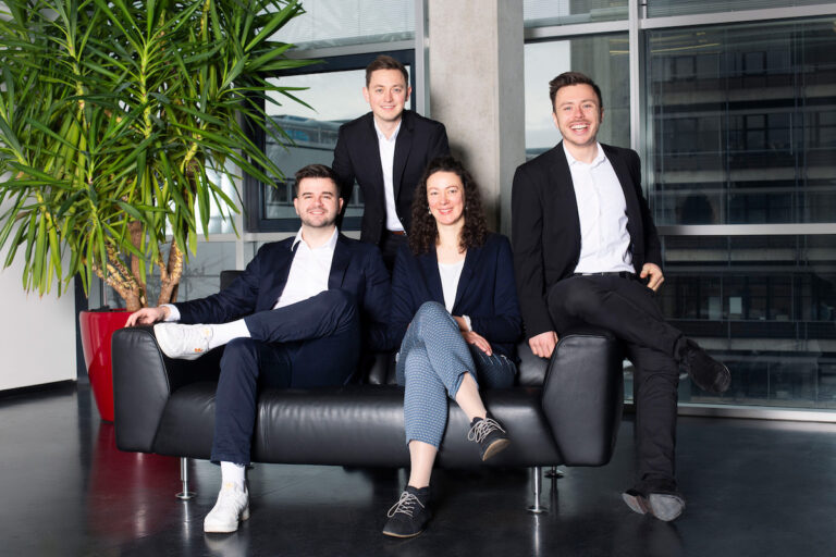 Cyclize-Gründerteam: Links, unten Dominik Novakovic, oben Jan Stein, mitte, Maike Lambarth und rechts, Stephan Renninger (c) Cyclize