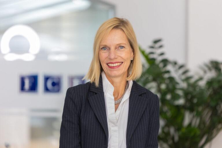 Dr. Marion Jung verstärkt Fox Corporate Finance