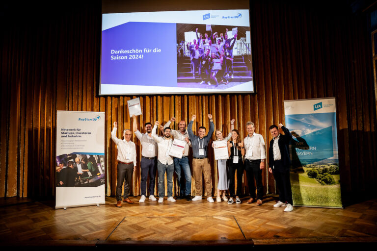 BayStartUP hat gemeinsam mit der LfA die Gewinner des Münchener Businessplan Wettbewerbs 2024 ausgezeichnet (c) BayStartUP / Bert Willer