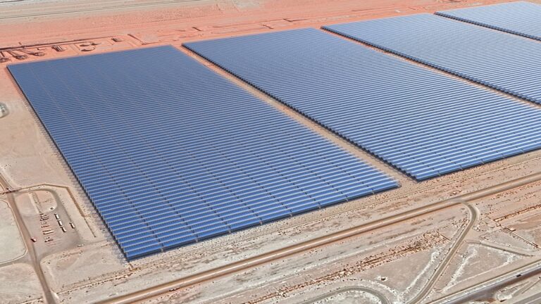 Ma’aden Solar I - GlassPoint entwickelt weltweit größte solare Prozesswärmeanlage für den Bergbaukonzern Ma'aden in Saudi-Arabien. Foto (c) GlassPoint