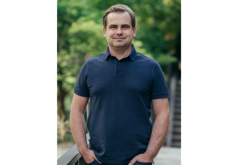 Dr. Jaroslaw (Jarek) Kutylowski, DeepL