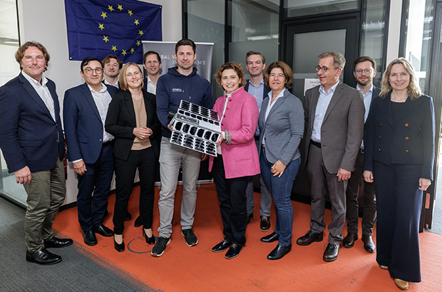 Die EIB-Delegation unter Führung von Vizepräsidentin Nicola Beer besuchte zusammen mit Monika Steger, Geschäftsführerin von Bayern Kapital, Vertretern der LfA Förderbank Bayern und Pressevertretern aus dem Start-up-Ökosystem erfolgreiche Münchner Tech-Unternehmen