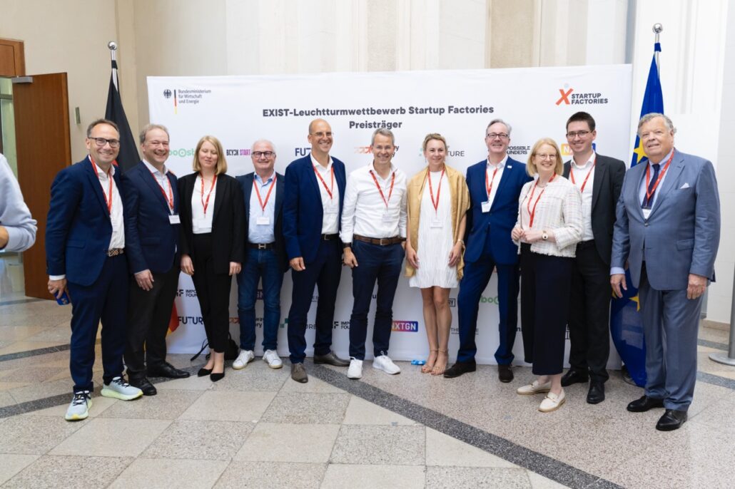 Die zehn Startup Factories stehen fest – Prämierung im Bundesministerium für Wirtschaft und Energie (c) BMWE/Thomas Imo