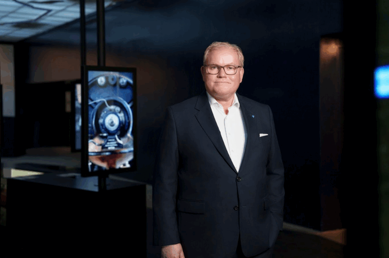 Dr Peter Güllmann, Bank im Bistum Essen