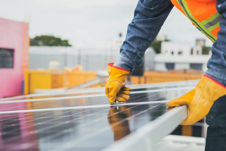 NRW.BANK beteiligt sich an paXos Solar GmbH
