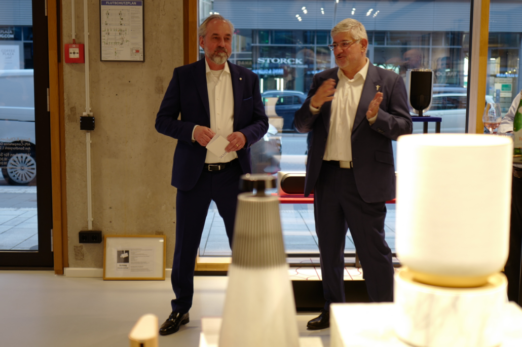 HCM & Bang & Olufsen feiern gemeinsam ihre Jubiläen