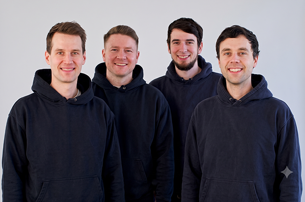 Die Logistikbude-/Loopario-Gründer Dr. Philipp Hüning, Michael Koscharnyj, Patrik Elfert und Jan Möller